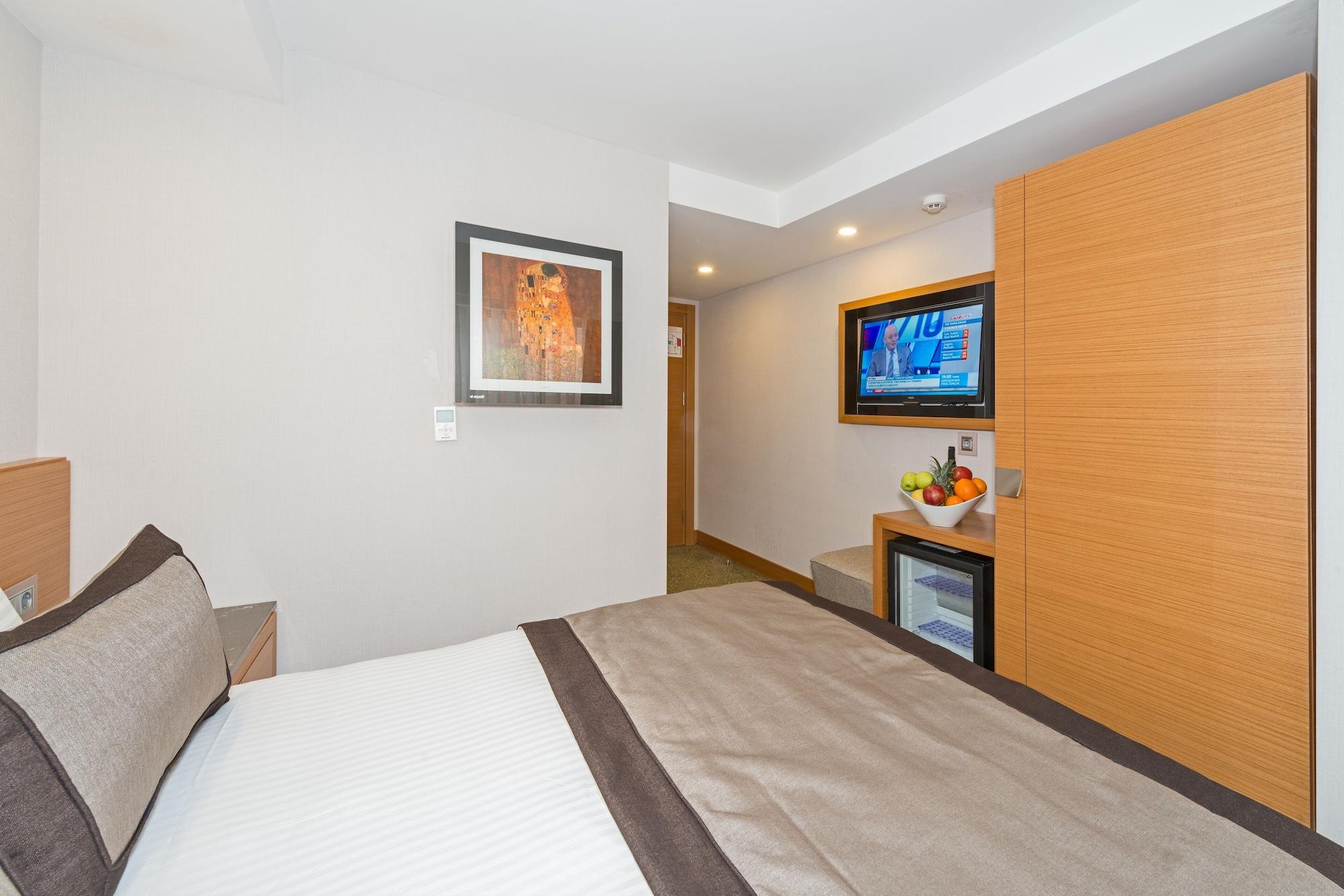 บิเซตุน โฮเต็ล Hotel อิสตันบูล ภายนอก รูปภาพ