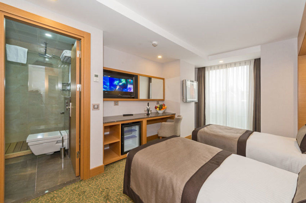 บิเซตุน โฮเต็ล Hotel อิสตันบูล ภายนอก รูปภาพ