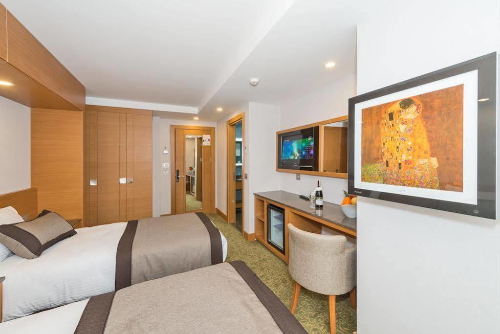 บิเซตุน โฮเต็ล Hotel อิสตันบูล ภายนอก รูปภาพ